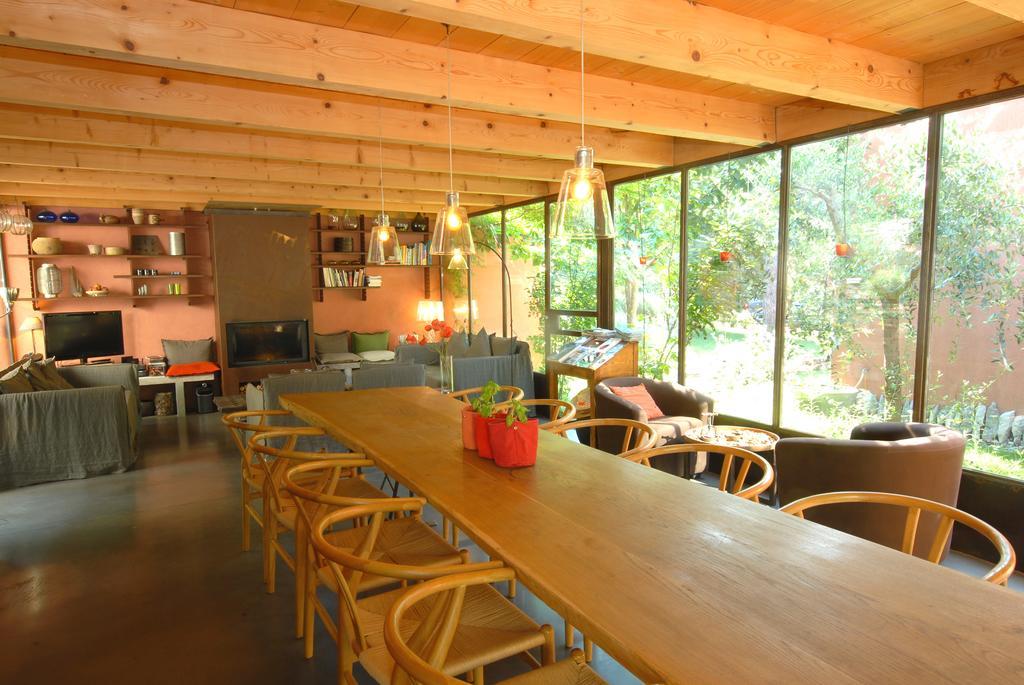 Bed and Breakfast Les Pierres Sauvages Besse-sur-Issole Exterior foto