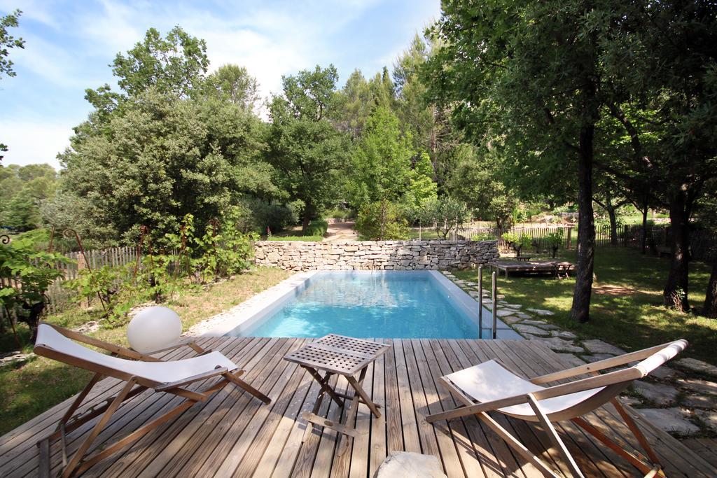 Bed and Breakfast Les Pierres Sauvages Besse-sur-Issole Exterior foto