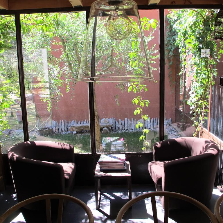 Bed and Breakfast Les Pierres Sauvages Besse-sur-Issole Exterior foto